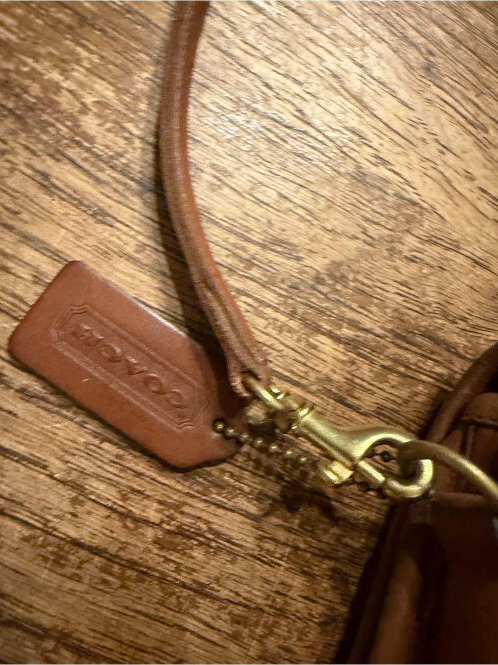 Coach British Tan Leather Turnlock Crossbody Clutch 9755 - Picture 6 of 16